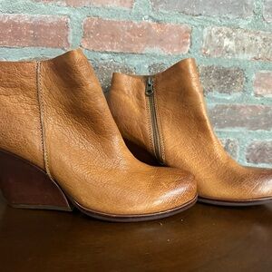 Women's Tan Leather Ankle Boots